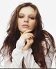 amber_tamblyn_red_white_sho.jpg