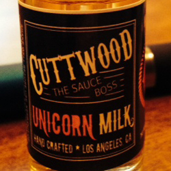 Cuttwood_Unicorn_Milk_E_Juice.jpg